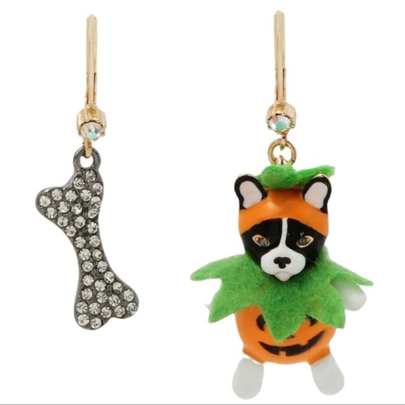 Betsey Johnson Jewelry Betsey Johnson Pumpkin Dog